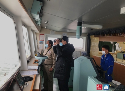 守好威海防疫“大门”② 海上战线严守，港口高效运转｜安全战疫两手抓的硬核担当